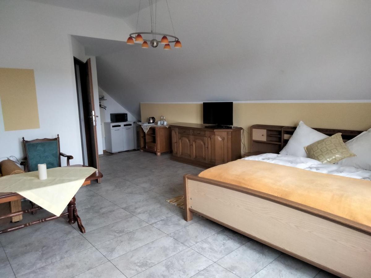 Pod Piramida Villa Ługniany Екстериор снимка